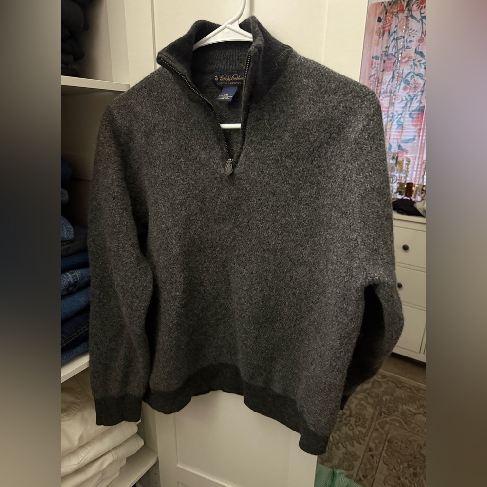 BROOKS BROTHERS LAMBSWOOL SWEATER